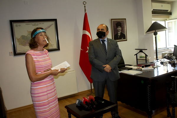 Türkiye Cumhuriyeti, Kayıp Şahıslar Komitesi’ne 100 bin ABD doları bağışta bulundu