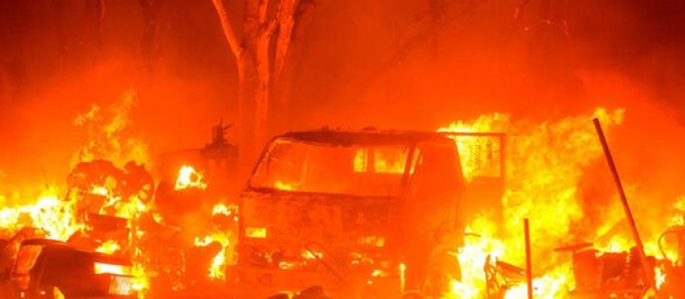 ABD’de yangın: Yüzlerce ev boşaltıldı