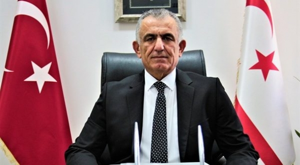 Çavuşoğlu: Okullarda eğitime devam edilecek