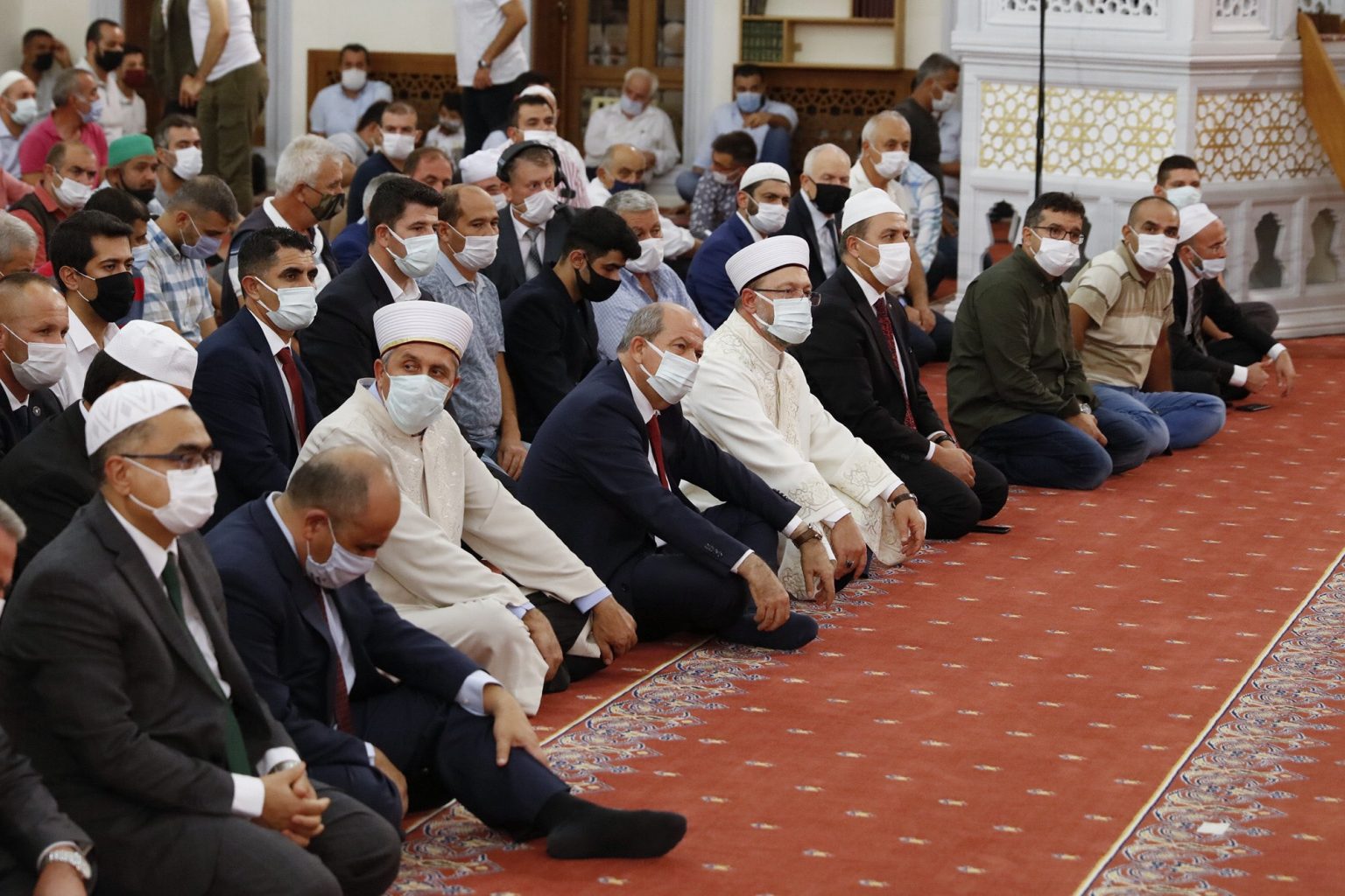 Cumhurbaşkanı Tatar, Hala Sultan Camisi’nde düzenlenen Mevlit Kandili programına katıldı