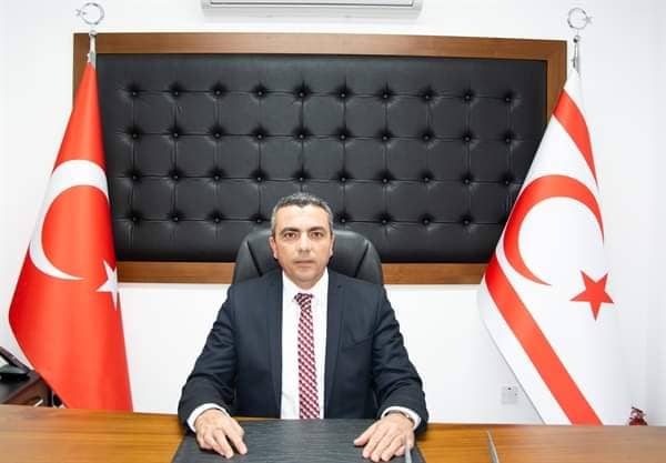 Serdaroğlu 29 Ekim Cumhuriyet bayramını kutladı