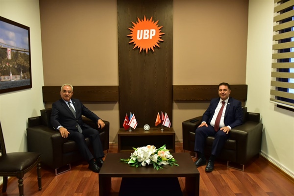 Sanar, Türkiye’deki Demokratik Sol Parti Genel Başkanı Önder Aksakal ile bir araya geldi