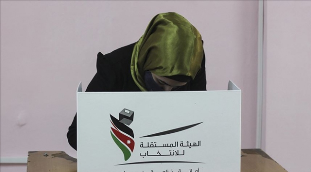 Ürdün’deki Meclis seçimlerinde partiler 130 sandalyenin sadece 12’sini kazandı