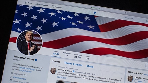 Trump, görevde olduğu 4 yıl boyunca 25 binden fazla Twitter paylaşımında bulundu