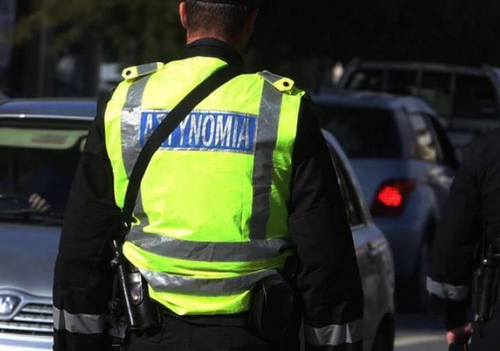 Limasol’da bir şahıs maske takmayı reddetti, polise saldırdı