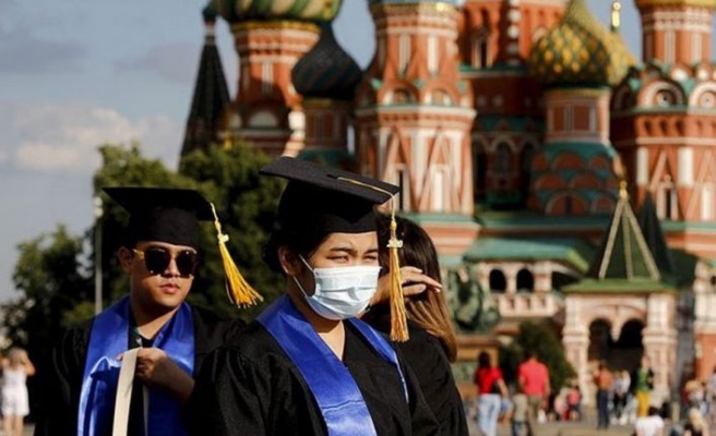 Rusya’da üniversiteler yüz yüze eğitime geri döndü