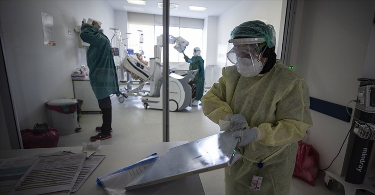 Türkiye’de koronavirüs nedeniyle 297 kişi vefat