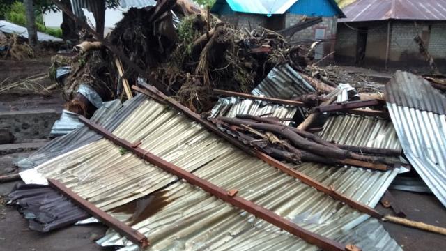Endonezya’daki sel felaketinde ölü sayısı 55’e çıktı