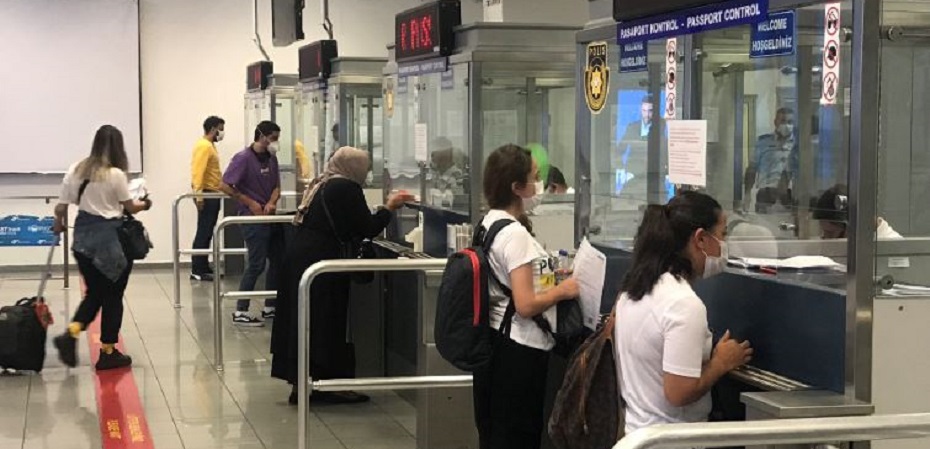 Ercan Havaliman’nda bugünden itibaren çift aşı ve çift PCR’lı karantinasız girişler başladı