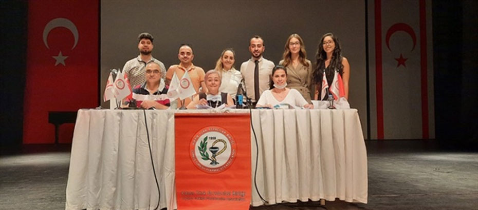 Kıbrıs Türk Eczacılar Birliği Başkanı yeniden Umut Öksüz