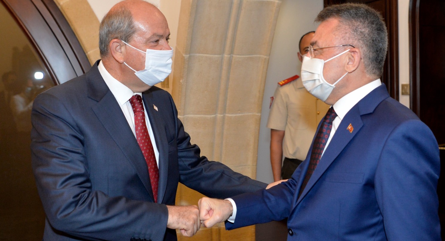 Cumhurbaşkanı Tatar, TC Cumhurbaşkanı Yardımcısı Oktay’ı kabul etti