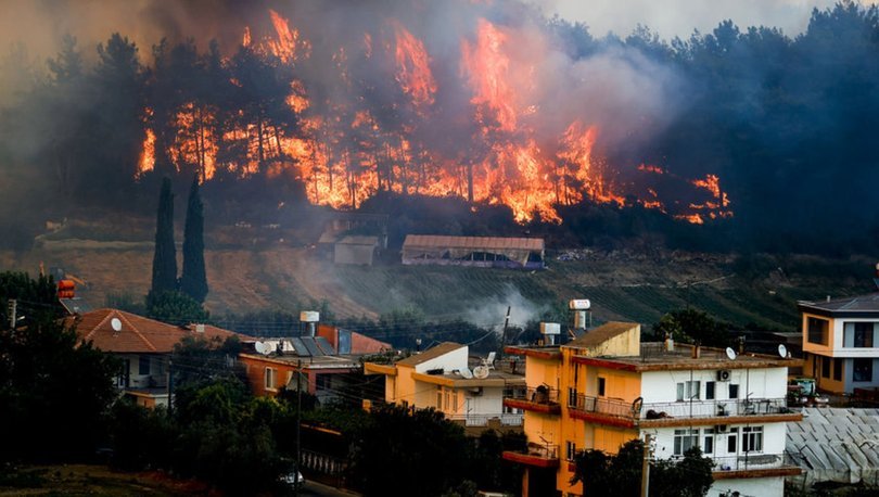 Türkiye, Yunanistan ve İtalya başta olmak üzere Akdeniz ülkelerinde yangınlar yayılıyor