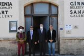 Girne Belediye Başkanı Güngördü, Atelier Arkın’ın sergisini ziyaret etti