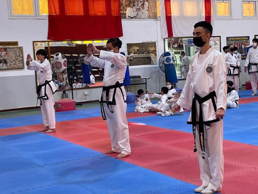 Taekwondoda geleneksel yarışma