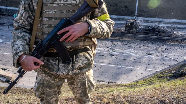 Japonya’da 70 kişi Ukrayna’da savaşmak için başvuru yaptı