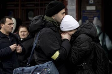 Ukrayna'dan AB ülkelerine 130 bin başka ülke vatandaşı girdi