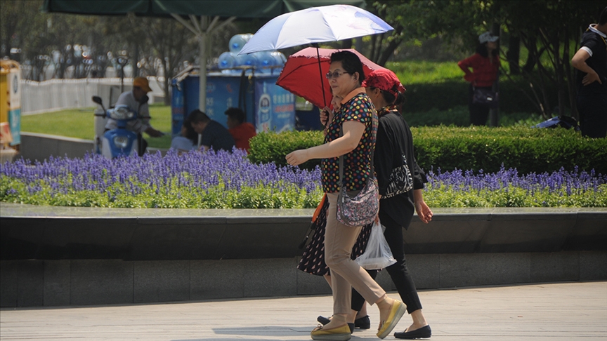 Aşırı sıcaklar Çin’i de vuruyor: Kırmızı uyarı verildi