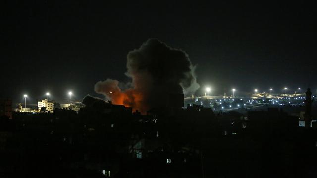 İsrail, Gazze’yi vuruyor: 6’sı çocuk 29 Filistinli hayatını kaybetti