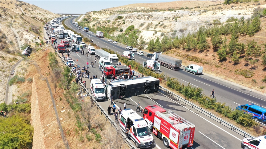 Gaziantep’te trafik kazasına karışan otobüsün hız sınırını aştığı belirlendi