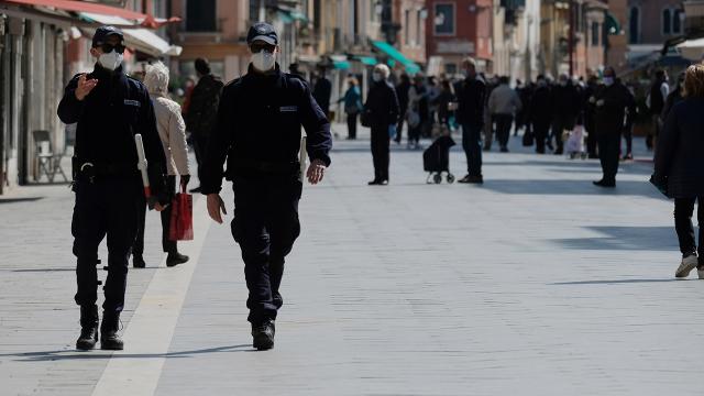 İtalya’da nüfusun gelecek 50 yılda 11,5 milyon azalacağı tahmin ediliyor