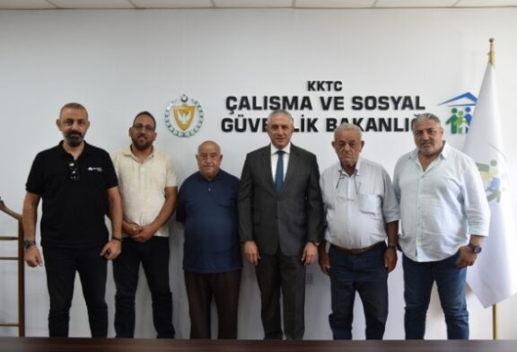 Taçoy, Kıbrıs Türk Toplu Taşımacılar Birliği’ni kabul etti