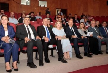 Cumhurbaşkanı Tatar, eşi Sibel Tatar ile birlikte araştırmacı, yazar ve şair Harid Fedai’yi anma törenine katıldı