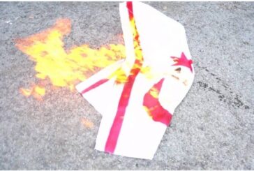 ELAM Gençlik Örgütü KKTC’nin kuruluşunu kınamak amacıyla KKTC bayrağını yaktı