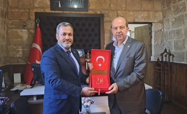 Cumhurbaşkanı Ersin Tatar, Din İşleri Başkanlığı Gazimağusa Temsilciliğini ziyaret etti