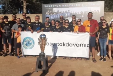KKTC Galatasaray Taraftar Derneği Ṣampiyon Melekleri unutmadı