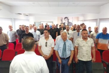 Sertoğlu, Kulüpler Birliği başkanlığına seçilen Karavezirler'i kutladı