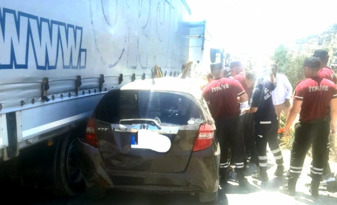 Girne-Değirmenlik ana yolunda trafik kazası.. 2 yaralı