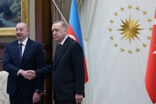Aliyev, Tatar'ı davet ettiğini açıkaldı