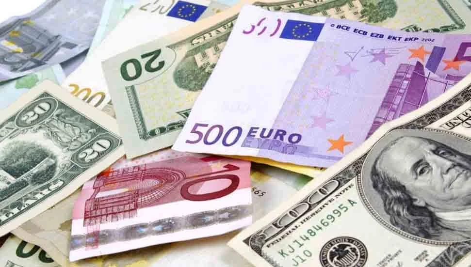 Euro 34,75, sterlin 40,65, dolar 32,05 liradan işlem görüyor