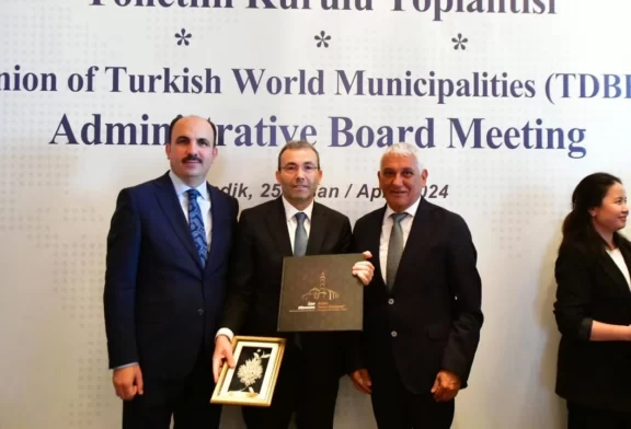 Belediyeler Birliği Başkanı Özçınar, Türk Dünyası Belediyeler Birliği Yönetim Kurulu Toplantısı’na katıldı