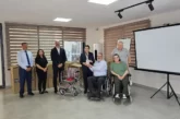 Ramadan Cemil ailesi, Kıbrıs Türk Ortopedik Özürlüler Derneği’ne 20 tekerlekli sandalye hediye etti