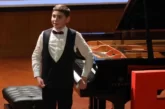 Kıbrıslı Türk Hasan Minalay, İzmir’deki piyano yarışmasında birinci oldu