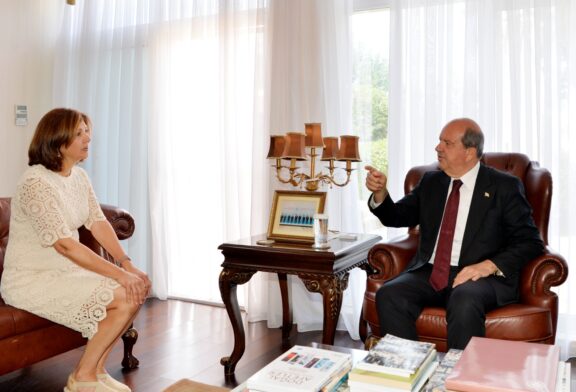 Cumhurbaşkanı Tatar, BMGS Kıbrıs Kişisel Temsilcisi Holguin’i kabul etti