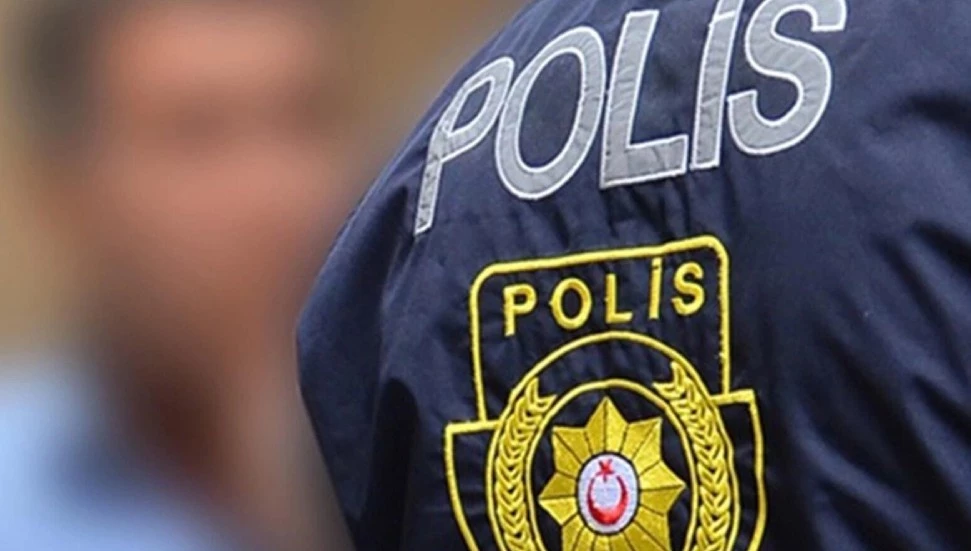 Girne’de çalıştığı marketten 30 bin TL çaldı, tutuklandı