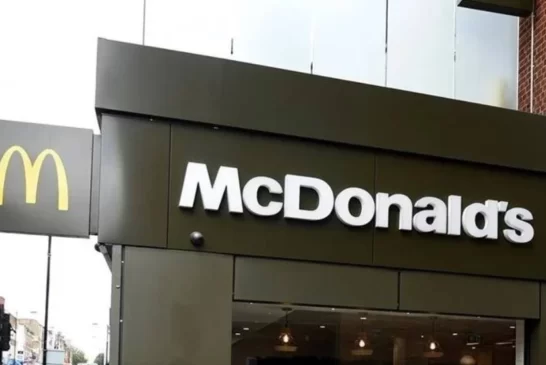 McDonald's'ın kârı, Orta Doğu'daki çatışmaların satışları etkilemesiyle beklentileri karşılayamadı